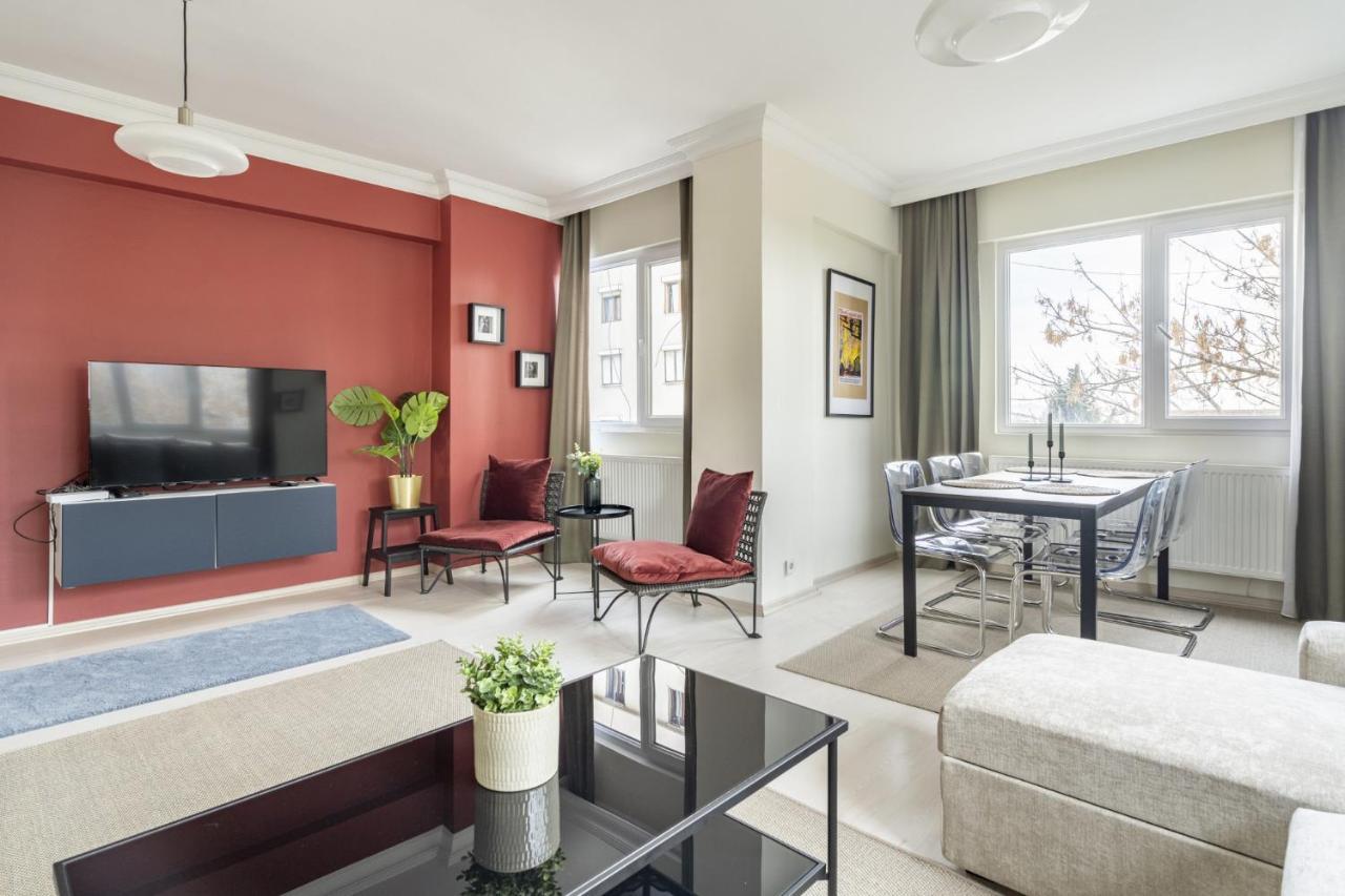 Modern Flat With Balcony On Bagdat Street Istambul Exterior foto